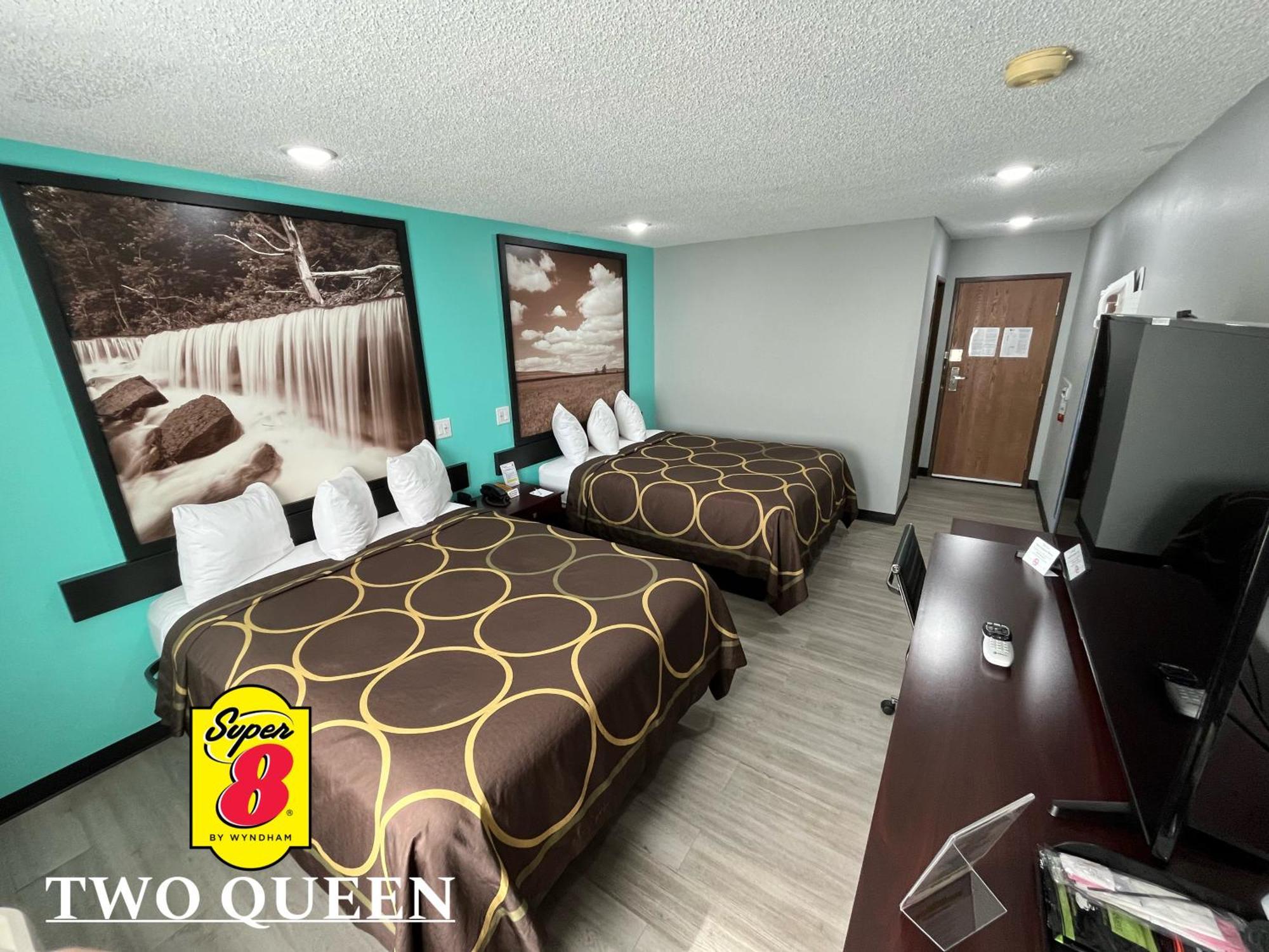 Motel Super 8 By Wyndham Emporia Exterior foto